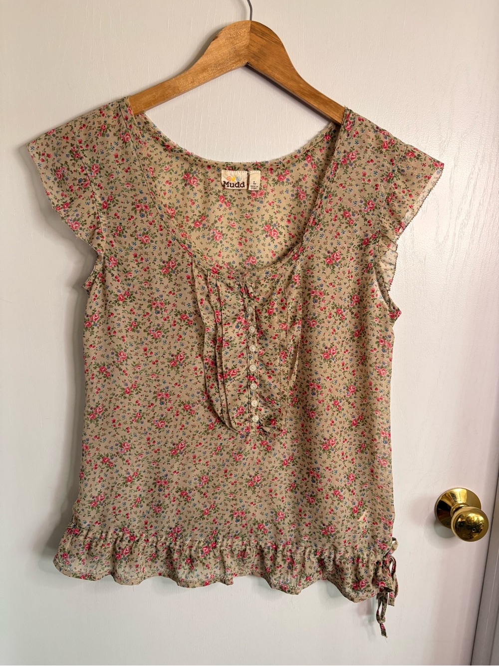 Mudd Sz L Ditsy Floral Button-Front Cap Sleeve Ruffle Blouse Boho Cottage